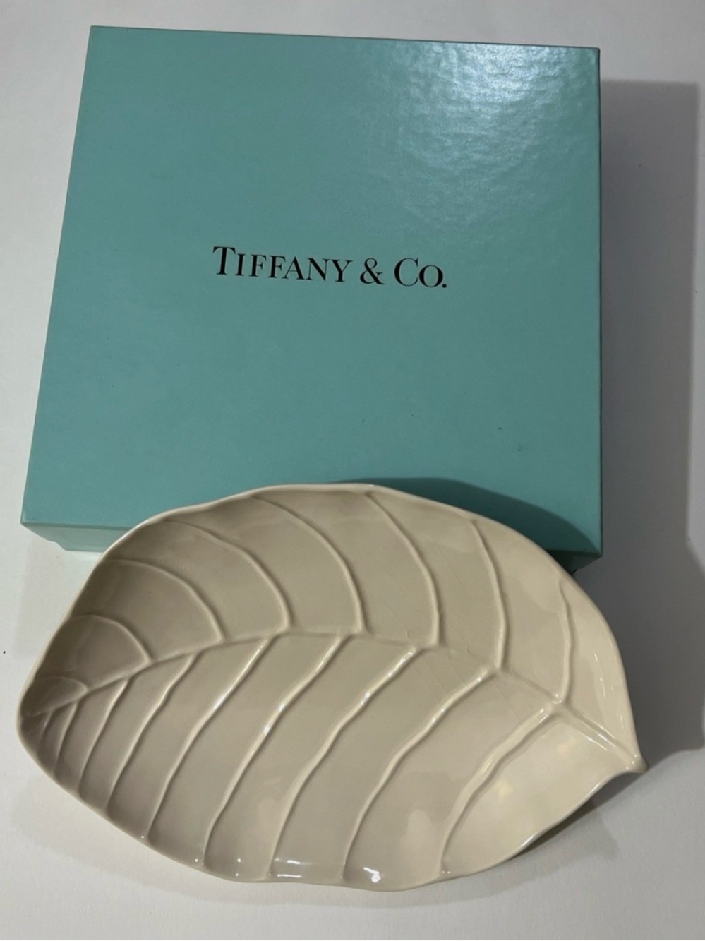 Vintage Tiffany & Co. CATALPA Leaf Decorative Serving Plate Bowl 1997